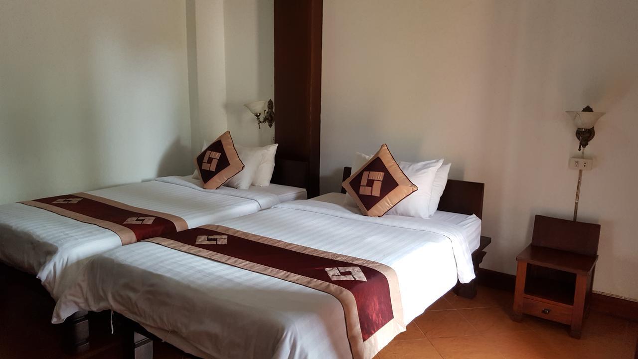 Lakhangthong Boutique Hotel หลวงพระบาง ภายนอก รูปภาพ