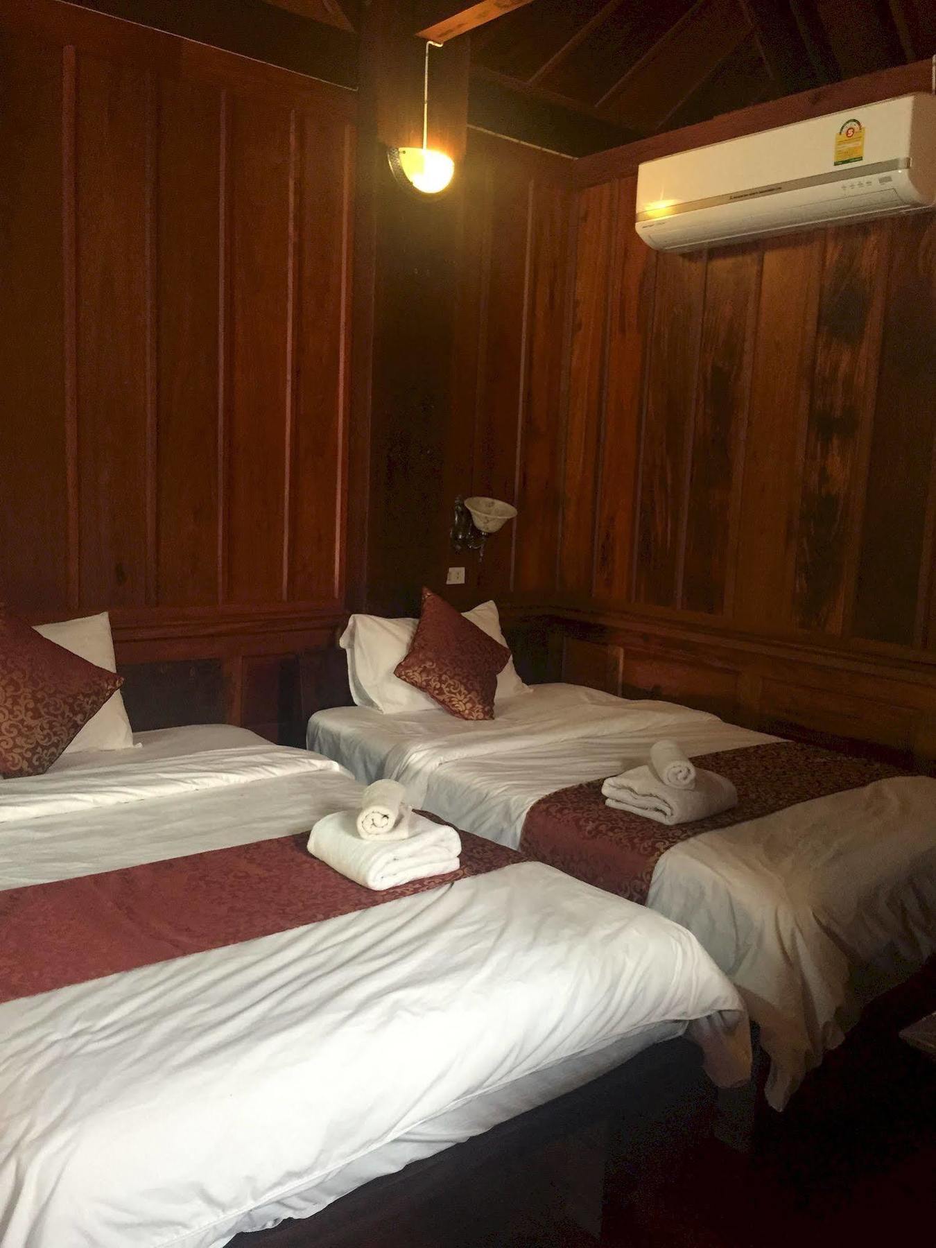 Lakhangthong Boutique Hotel หลวงพระบาง ภายนอก รูปภาพ