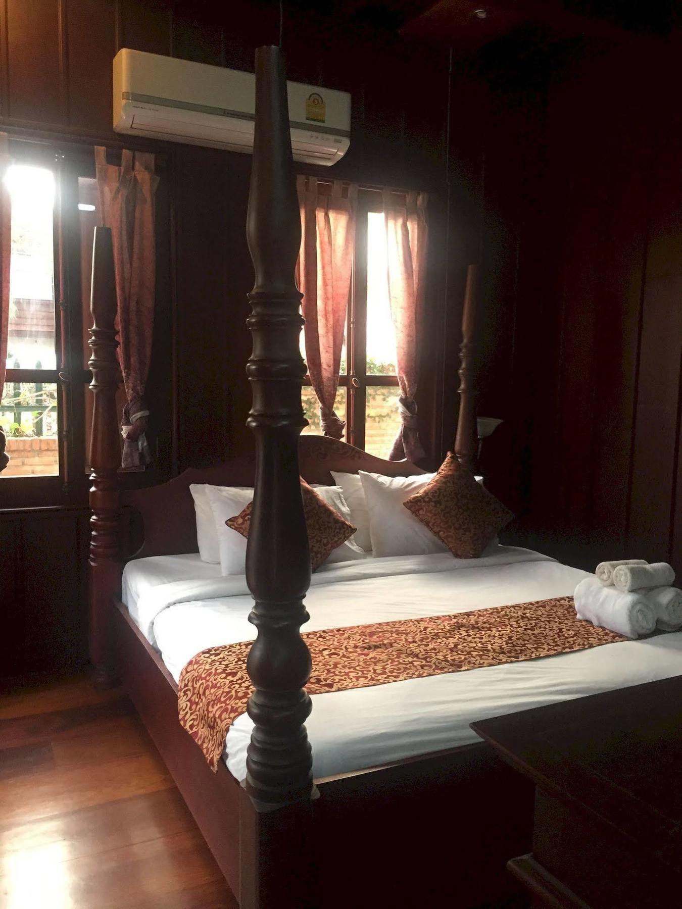 Lakhangthong Boutique Hotel หลวงพระบาง ภายนอก รูปภาพ